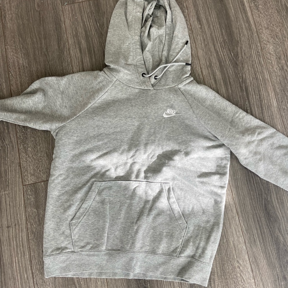Nike women’s sport hoodie small